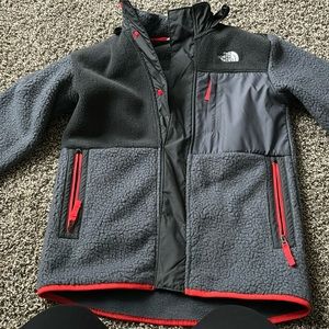 The Northface boys fleece